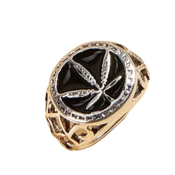 Silver Tone Vintage Style Leaf Decor Unisex Ring - Picture 2 of 8